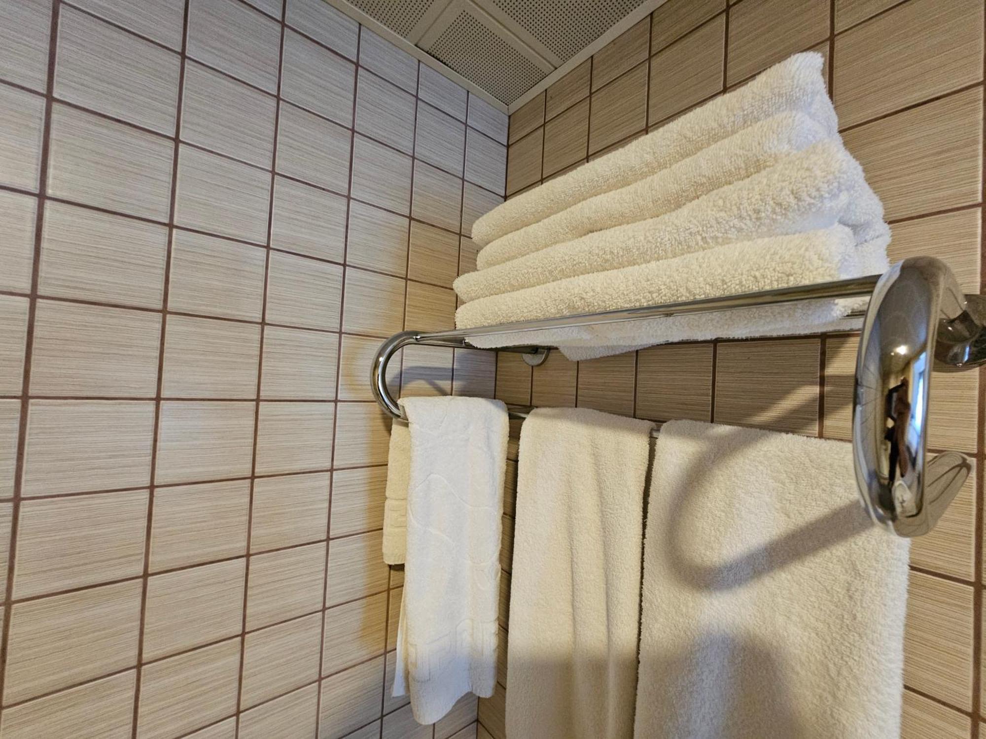 Park Palace Hotel Kirenia Zewnętrze zdjęcie