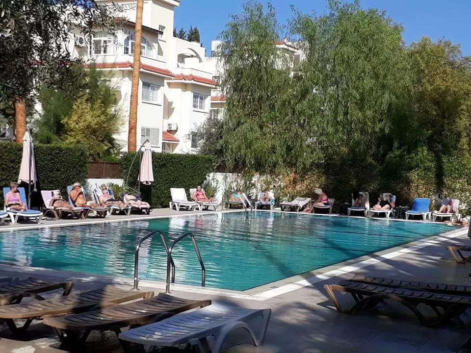 Park Palace Hotel Kirenia Zewnętrze zdjęcie